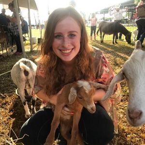 Meet your Posher, Lydia